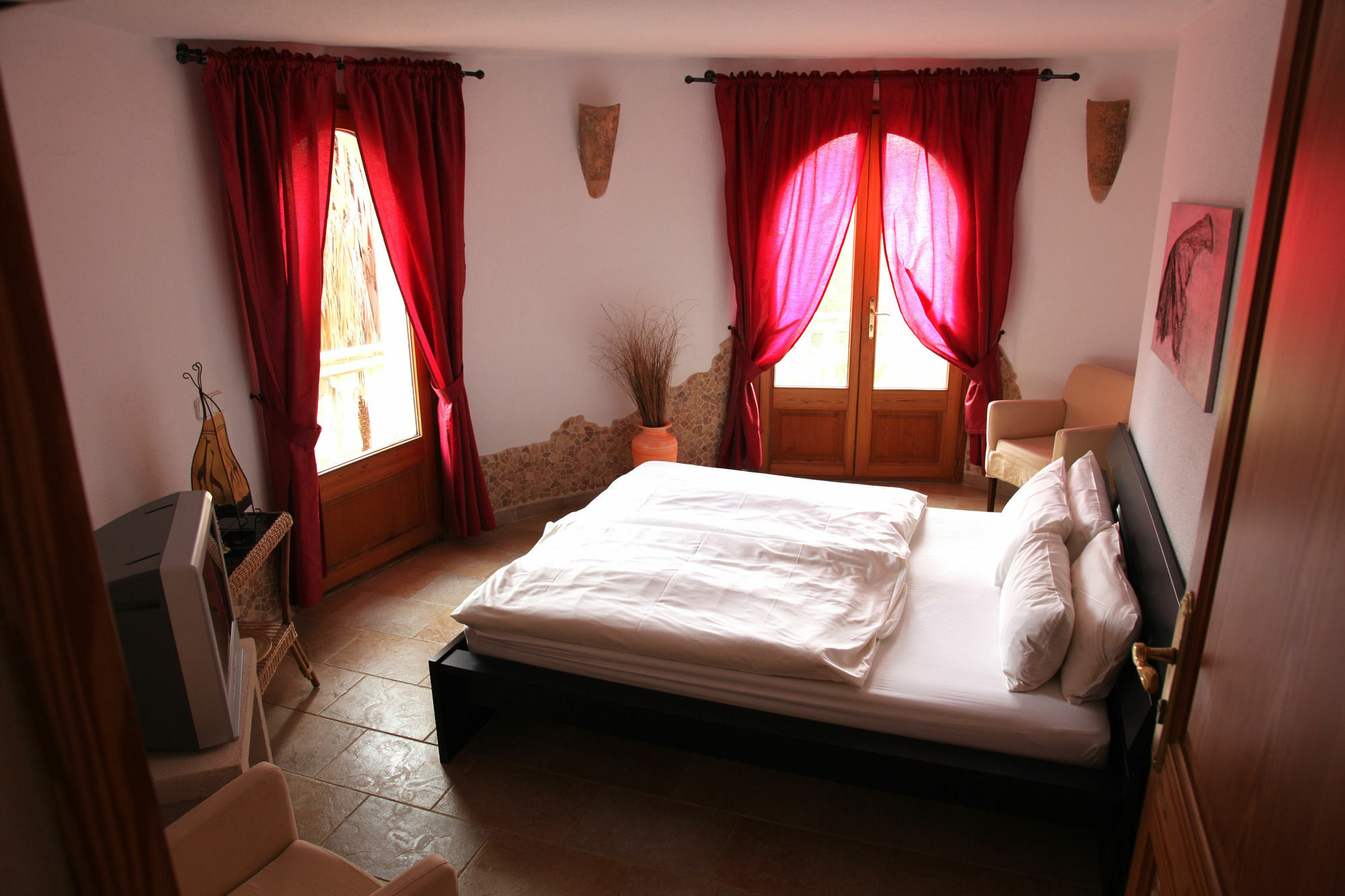 ביניסלם Weingut & Landhotel Can Davero מראה חיצוני תמונה
